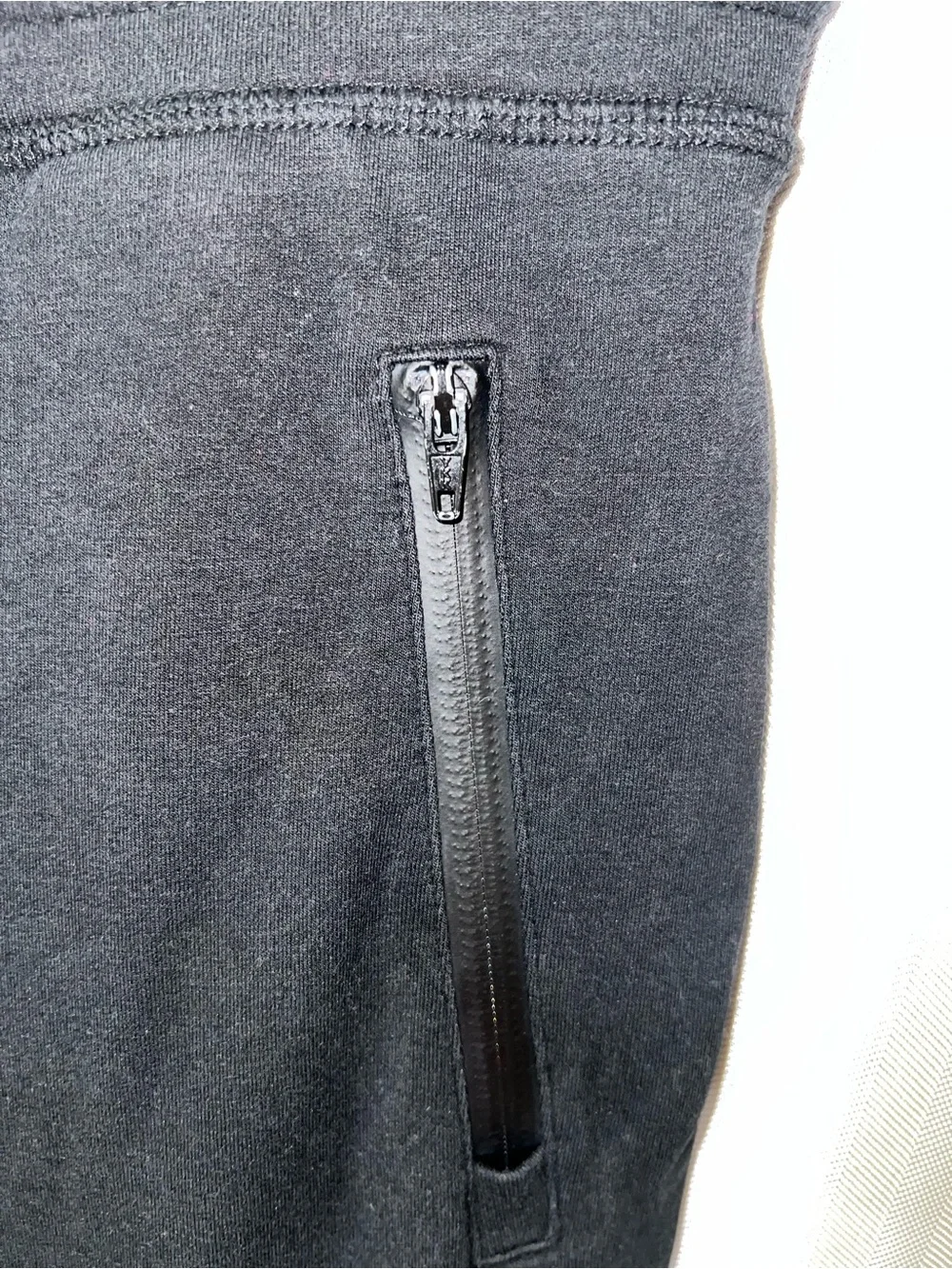 ALO Yoga Blac Urban Moto-Style Joggers size S